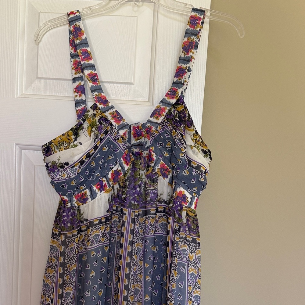 Floral Patterned Sleeveless Dress
